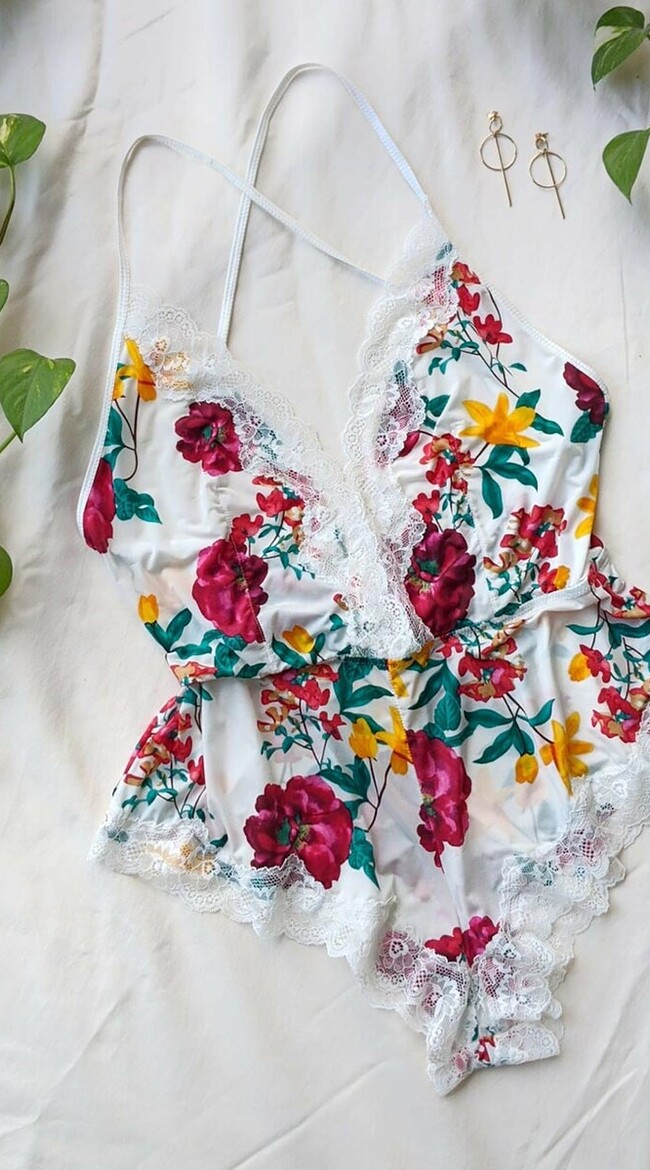 Reina White Floral Playsuit